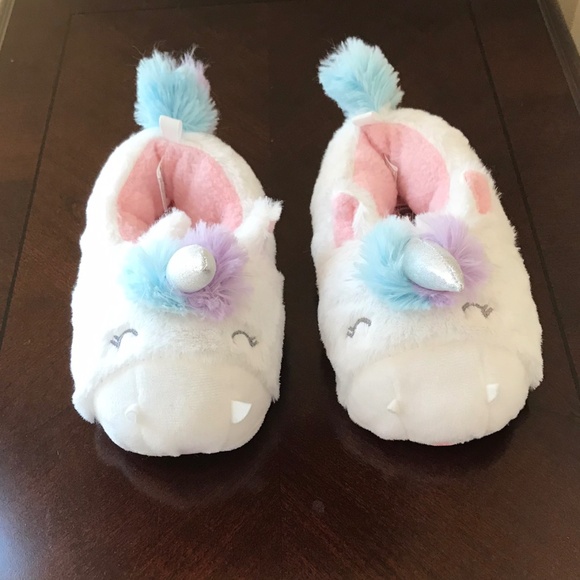🦄 NWOT Carter’s Unicorn Slippers Size 7/8 Medium - Picture 3 of 6